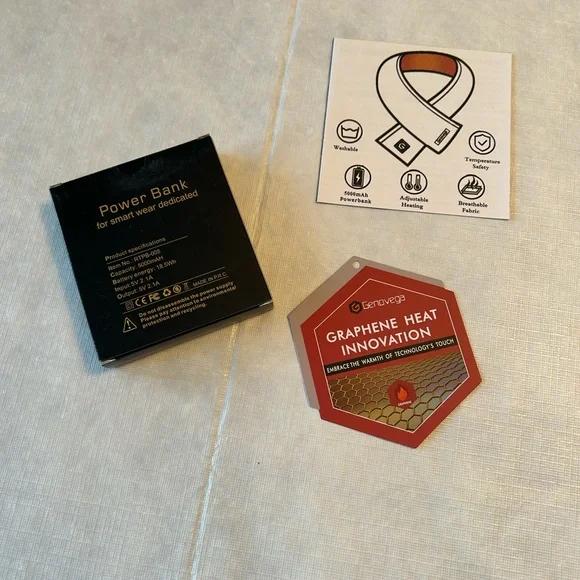 White Heated Scarf - Picture 5 of 9